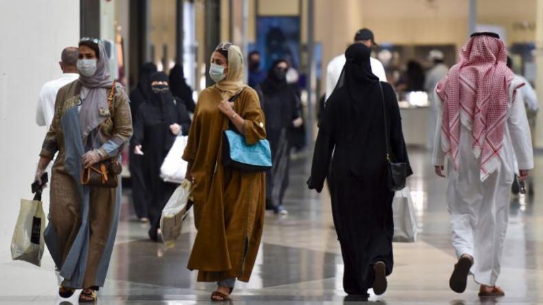 في بلد عربي.. عدد الذكور يفوق عدد الإناث بـ7 ملايين