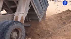 فلاحو الوادي يشتكون من عدم منحهم رخصة نقل الأسمدة العضوية