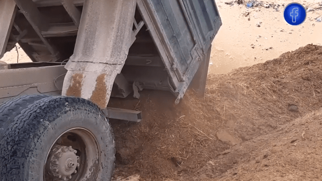 فلاحو الوادي يشتكون من عدم منحهم رخصة نقل الأسمدة العضوية