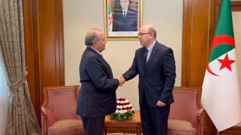 الوزير الأول يستقبل وزير الاقتصاد البرتغالي (فيديو)