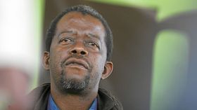 الخارجية تعزّي في وفاة سفير جنوب إفريقيا لدى الجزائر