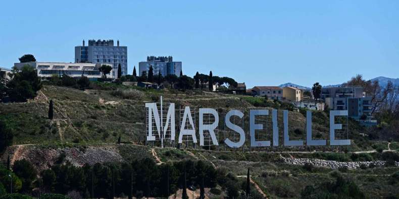Un homme tué par balles dans une cité à Marseille