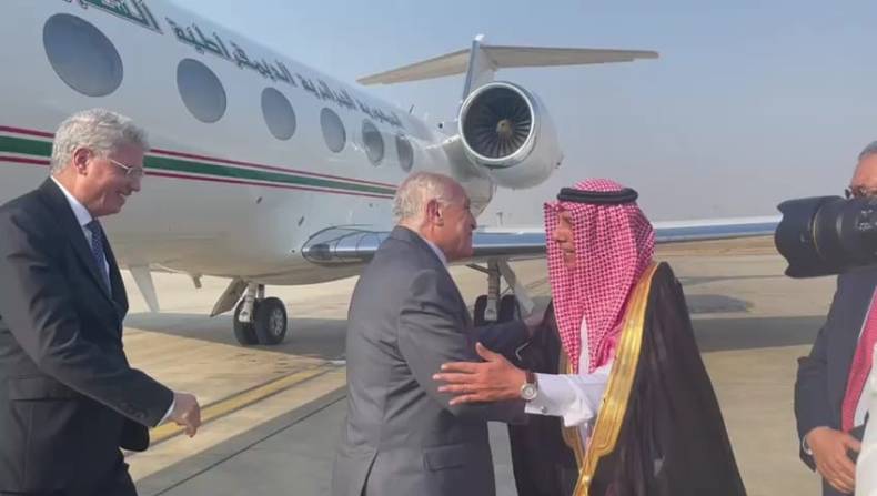 Attaf à Djeddah en prévision du Sommet arabe
