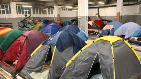 JO-2024: le transfert de sans-abri de Paris en province fait polémique