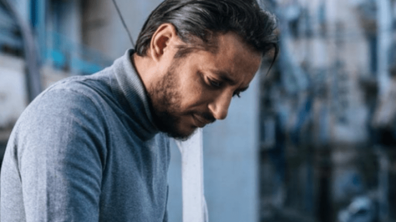 نبيل عسلي يفتك لقب أحسن ممثل في المغرب العربي