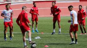 هذا هو ترتيب الكرة الجزائرية بِخصوص “تصدير” اللاعبين