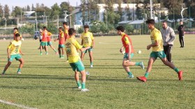 لاعبان أساسيان جديدان مع أشبال “الخضر” في مواجهة المغرب