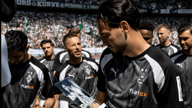 بن سبعيني يكمل إجراءات انتقاله إلى بوروسيا دورتموند