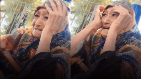 فيديو صادم لعجوز كفيفة تبكي بحرقة بعد سرقة حقيبتها بالبليدة!