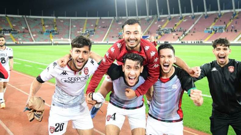 الدّارجة العاصمية أعذب مِن الفرنسية إلّا عند مَن في أذنه صمم أو رديء المزاج