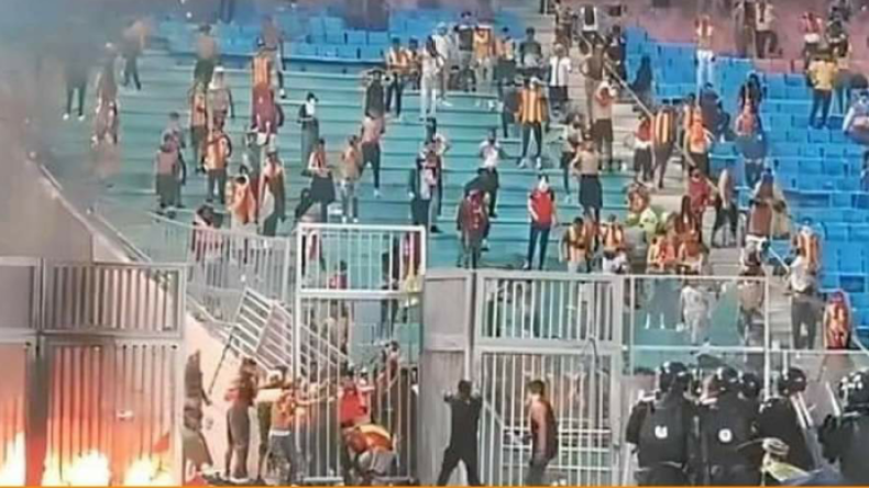 كاف يعاقب الترجي التونسي بعد أحداث مباراة شبيبة القبائل