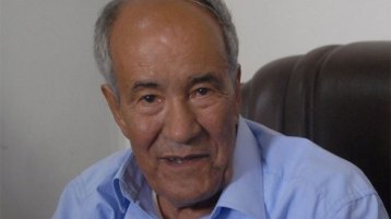 البخاري حمانة: الفيلسوف الضاحك