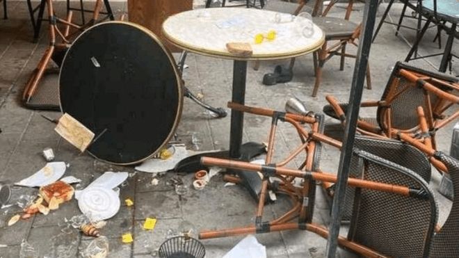 زبونة أثارت الذعر.. استنفار أمني بسبب صرصور بمقهى في تل أبيب!