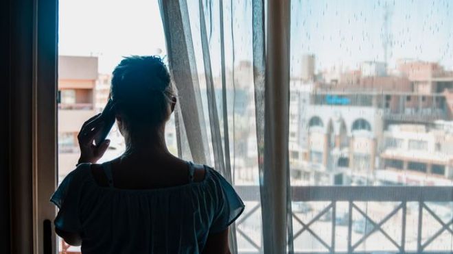 سجن امرأة بسبب مكالمات متكررة لخدمات الطوارئ دون سبب