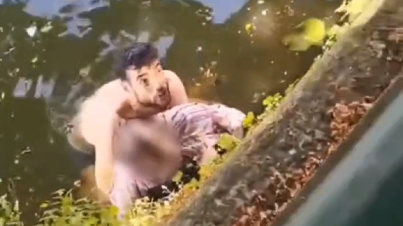 بالفيديو.. حراڤ جزائري يصنع الحدث في بلجيكا بإنقاذه امرأة من الغرق!