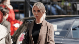 بعد مطاردتها وابتزازها نجوم تشيلسي.. هذه عقوبة “الشيطانة الصغيرة”!