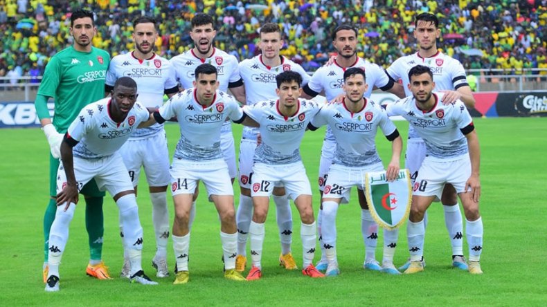 اتحاد الجزائر في النهائي الـ26 في تاريخه