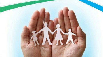 المــرأة والأسرة