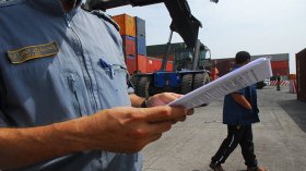 الجمارك تحجز كميات معتبرة من الكيف المعالج والبضائع المهرّبة