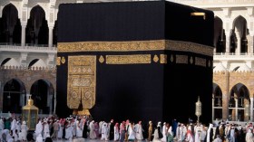 رحلة الحج مع والدتي (1988م)… فيض  المشاعر وروعة المواقف في أطهر بقاع المعمورة