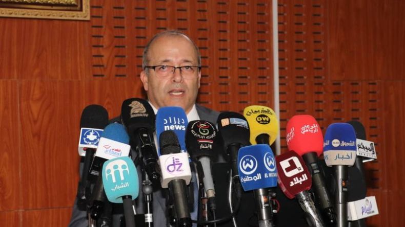 بوسليماني: سيتم إعداد مدونة تنظم العلاقة بين الصحفيين وخلايا الاتصال بالمؤسسات