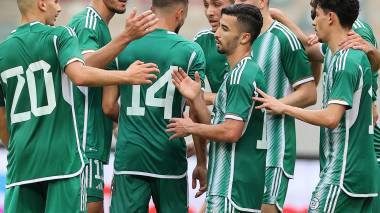 Ouganda 1 – 2 Algérie: les Verts poursuivent leur sans faute