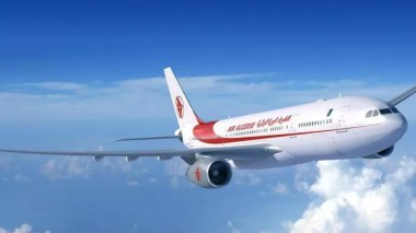 Air Algérie: Signature d’un mémorandum d’entente avec Boeing pour la conversion de deux avions passagers en cargos