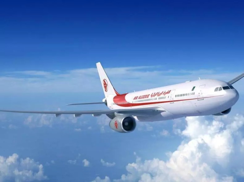 Air Algérie: Signature d’un mémorandum d’entente avec Boeing pour la conversion de deux avions passagers en cargos