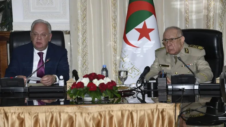 Chanegriha reçoit un responsable militaire russe