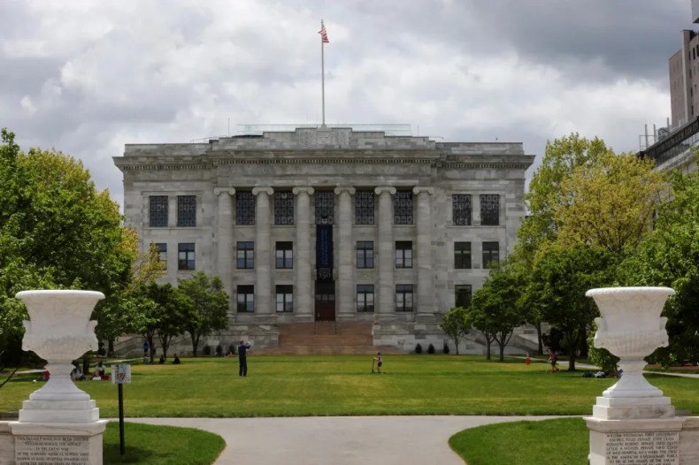 Ce scandale éclabousse la prestigieuse université d’Harvard!