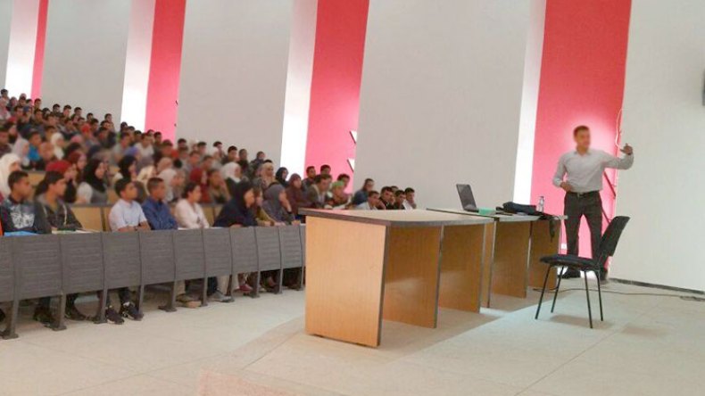 انطلاق دراسة ملفات المترشحين لتوظيف الأساتذة الجامعيين