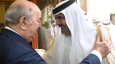 Le président Tebboune reçoit cheikh Hamad Ben Khalifa Al Thani (VIDEO)