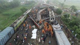 Inde: près de 300 morts et 850 blessés dans une collision ferroviaire (VIDEO)