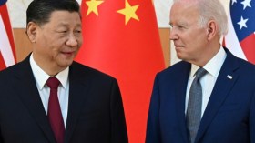 Biden qualifie Xi Jinping de “dictateur”, Pékin réagit