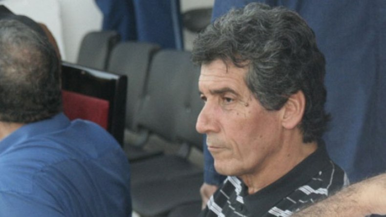 “شيوخ” يُطاردون الشهادات لِمُمارسة مهنة التدريب!