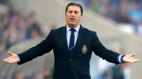 نيجيريا تلجأ إلى طريقة غير مألوفة بعد انقضاء مدّة عقد مدرب المنتخب