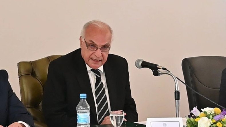 الطاقة تجرّ قاطرة السياسة والدبلوماسية الجزائرية