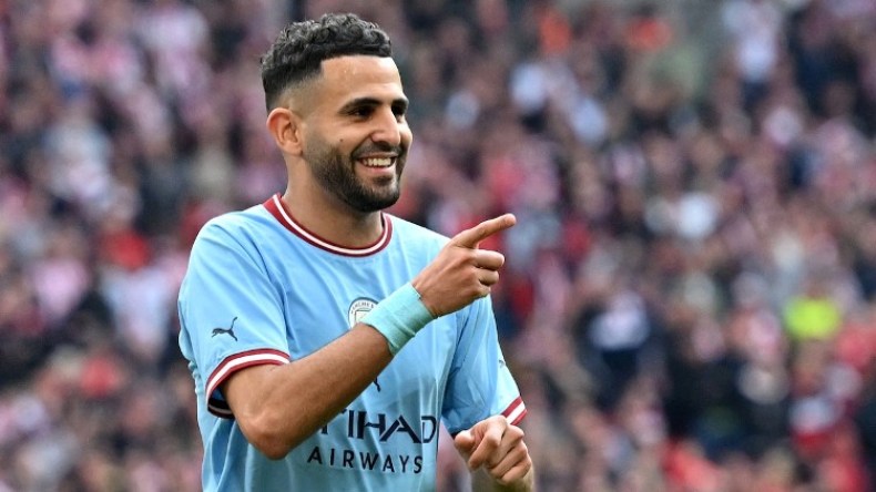 جديد محرز وسوق الانتقالات