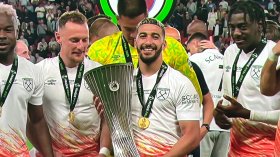 بن رحمة يحتفل بلقب دوري المؤتمر الأوروبي على أنغام الراي ( فيديو)