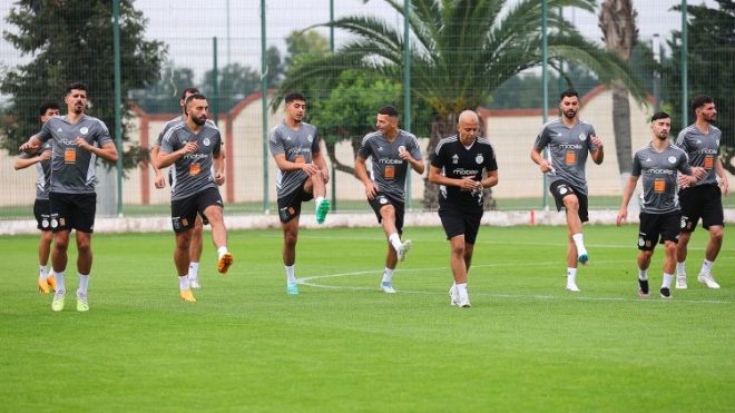 8 لاعبين جزائريين سَيُعانون أمام أوغندا