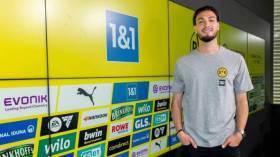 رسميا.. بن سبعيني ينضمّ إلى نائب بطل ألمانيا