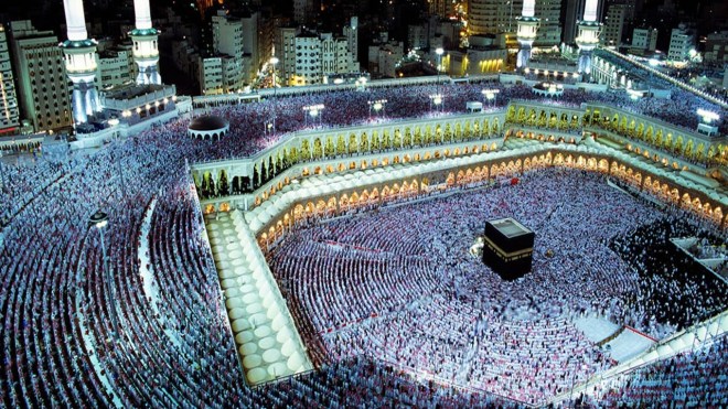 نقل خطبة عرفة بـ 20 لغة عالمية (فيديو)