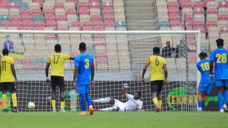 بِالفيديو: وضعية ملعب “جابوما” ومُنافس المنتخب الوطني