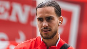 رحلة زروقي للبحث عن تأشيرة أوروبية انطلقت