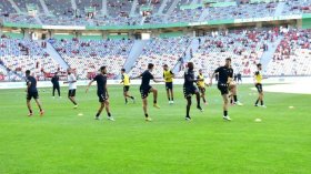 أوّل مباراة في البطولة بِملعب براقي