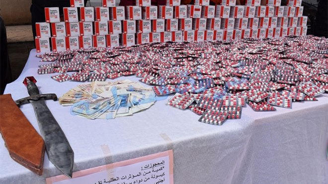 تفكيك شبكة دولية حاولت إغراق قسنطينة بـ41 ألف قرص مهلوس