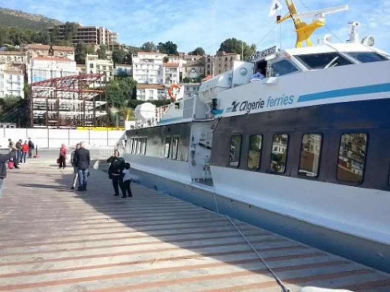 L’ENTMV lance un programme de dessertes maritimes Oran-Mostaganem à bord du navire Seraïdi