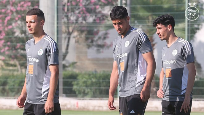 عوار وشعيبي وبوعناني يكتشفون أدغال إفريقيا لأول مرة