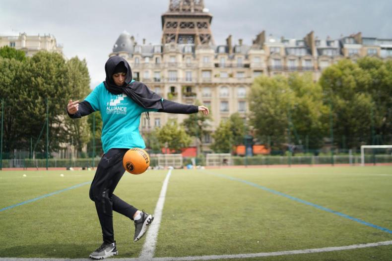 Le Conseil d’État maintient l’interdiction du hidjab dans les compétitions de football