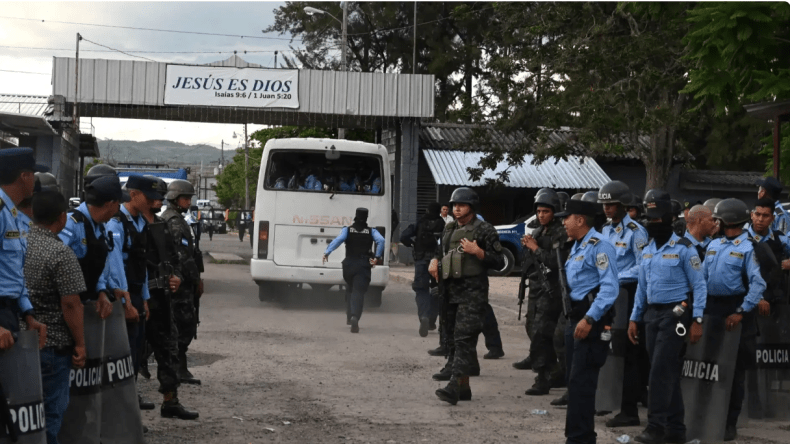 41 قتيلة في اشتباك بين عصابات داخل سجن للنساء بهندوراس